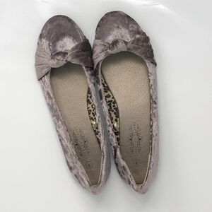 Charles Albert Knotted Flats Size 9